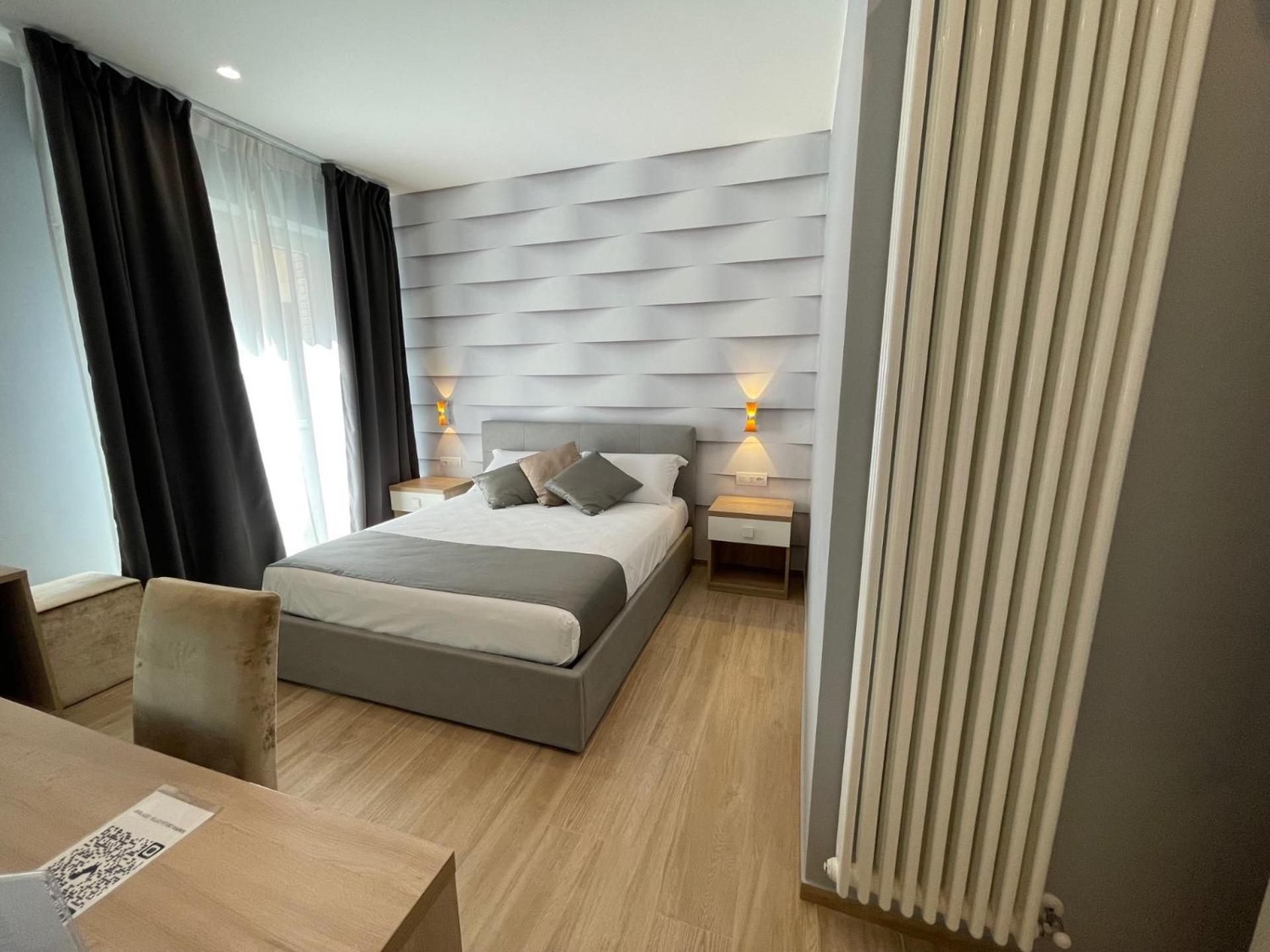Martini Suite 2 Бари Экстерьер фото