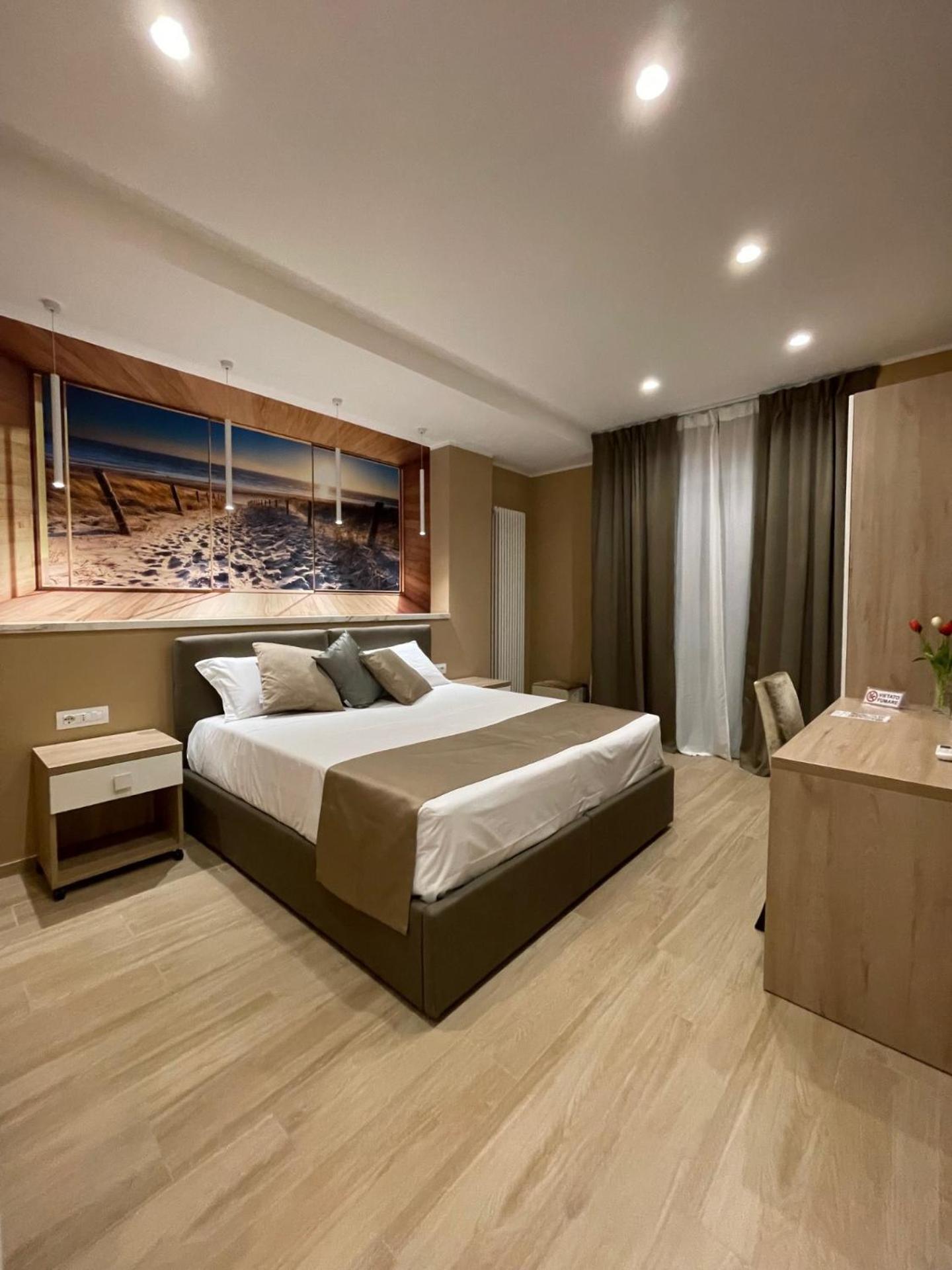 Martini Suite 2 Бари Экстерьер фото